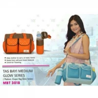 Tas Bayi Medium Glow Series MBT3018 / Tas Perlengkapan Bayi / Diapers Bag Bayi / Tas Traveling Bayi / Tas Baby Carrier Bayi